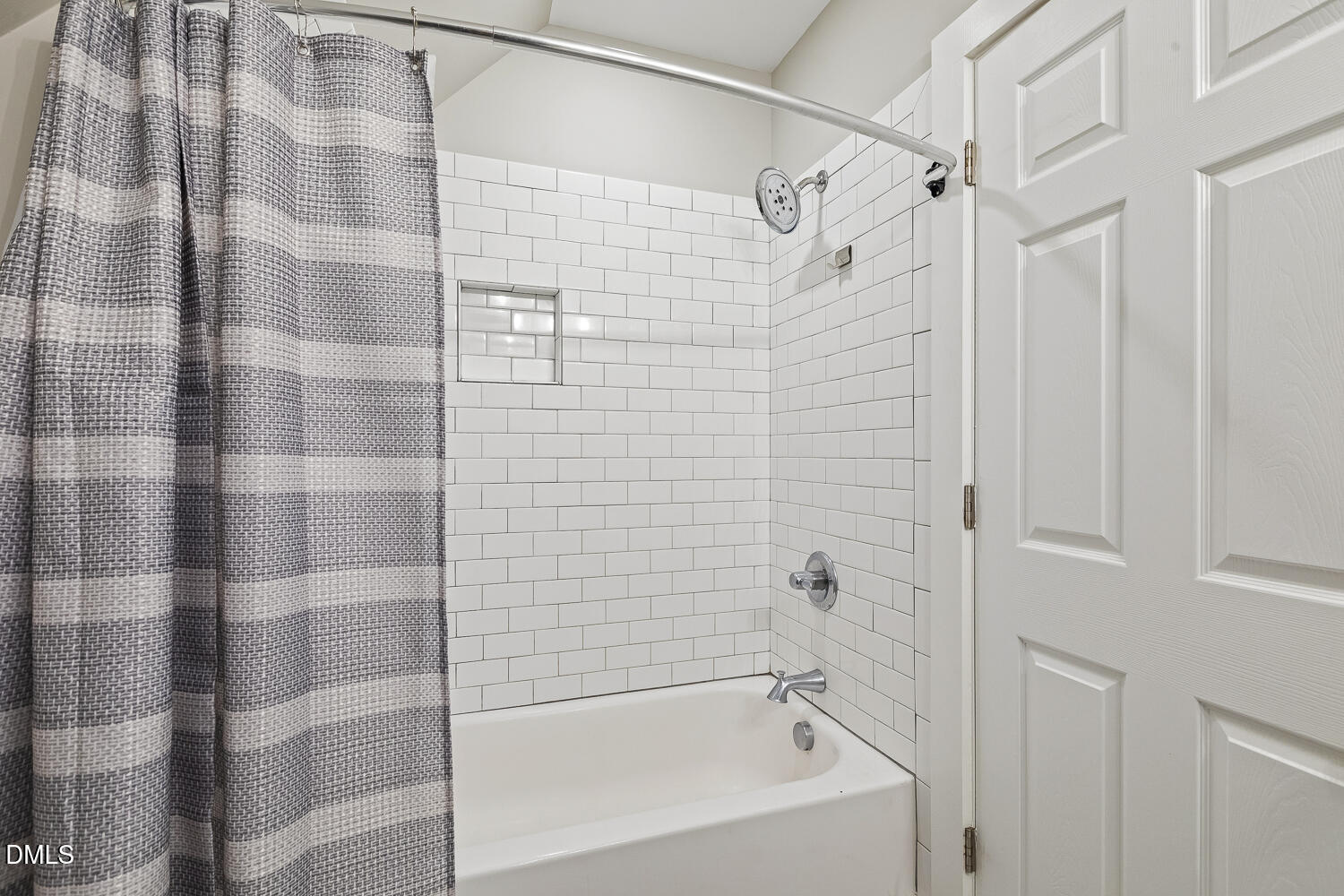129 Kipling Road Fuquay-Varina, NC 27526 - Photo 45 of 58 a bathroom with a bathtub and shower