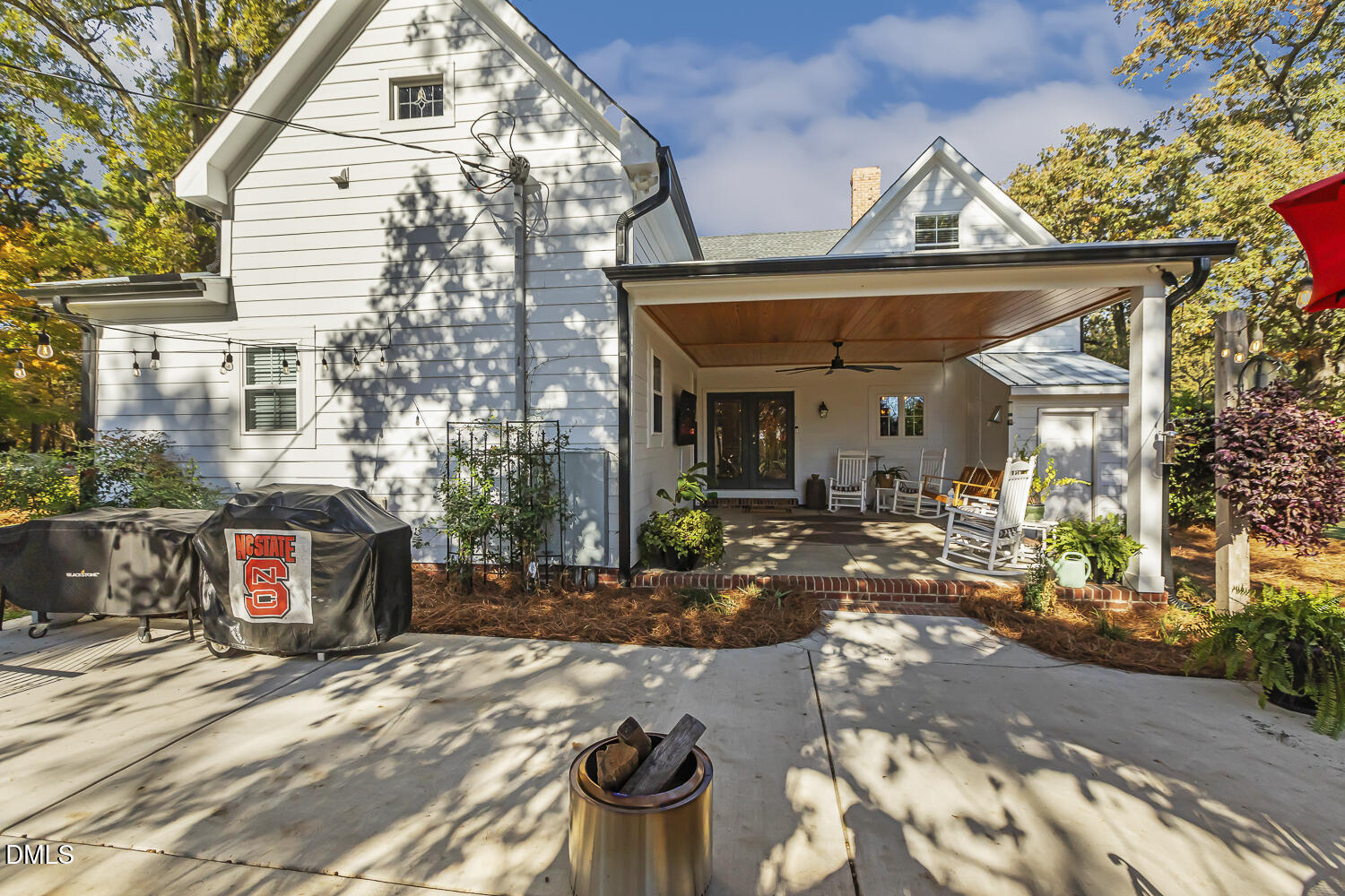 129 Kipling Road Fuquay-Varina, NC 27526 - Photo 51 of 58 a view of a building with sitting area