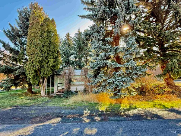 $60,000 | 102 East Woodworth Street, Uniontown, WA 99179