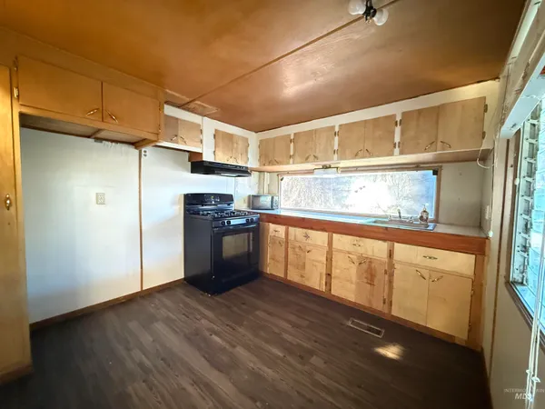 $60,000 | 102 East Woodworth Street, Uniontown, WA 99179