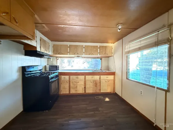 $60,000 | 102 East Woodworth Street, Uniontown, WA 99179