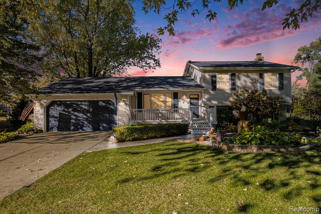 7030 Porter Road Grand Blanc, MI 48439 - Photo 2 of 45 Gallery Image 2