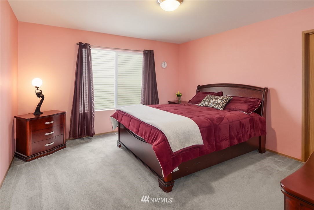 14582 Southeast 154th Street Renton, WA 98058 - Photo 18 of 23 Gallery Image 18
