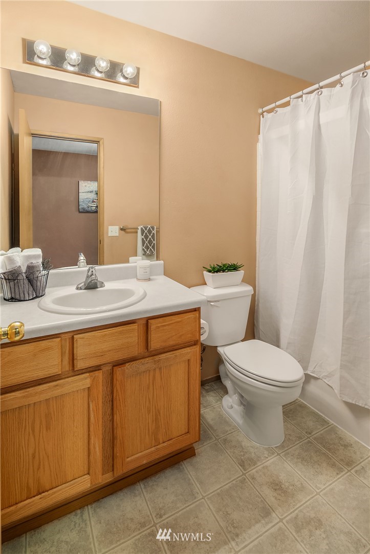 14582 Southeast 154th Street Renton, WA 98058 - Photo 20 of 23 Gallery Image 20