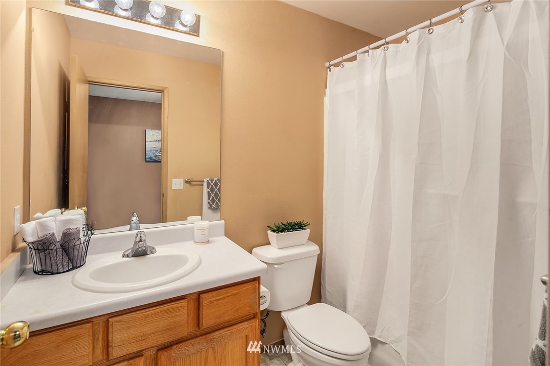 14582 Southeast 154th Street Renton, WA 98058 - Photo 21 of 23 Gallery Image 21