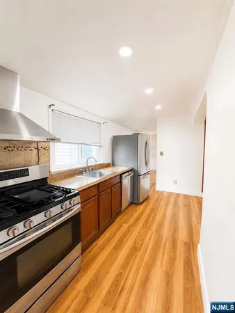 $3,000 | 544 Linden Avenue, Unit 1, Teaneck, NJ 07666