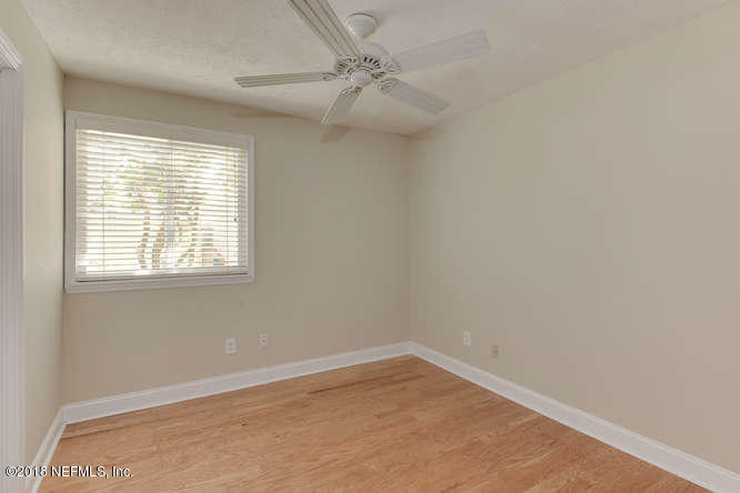 39 Solana Road Ponte Vedra Beach, FL 32082 - Photo 26 of 32 an empty room with a window