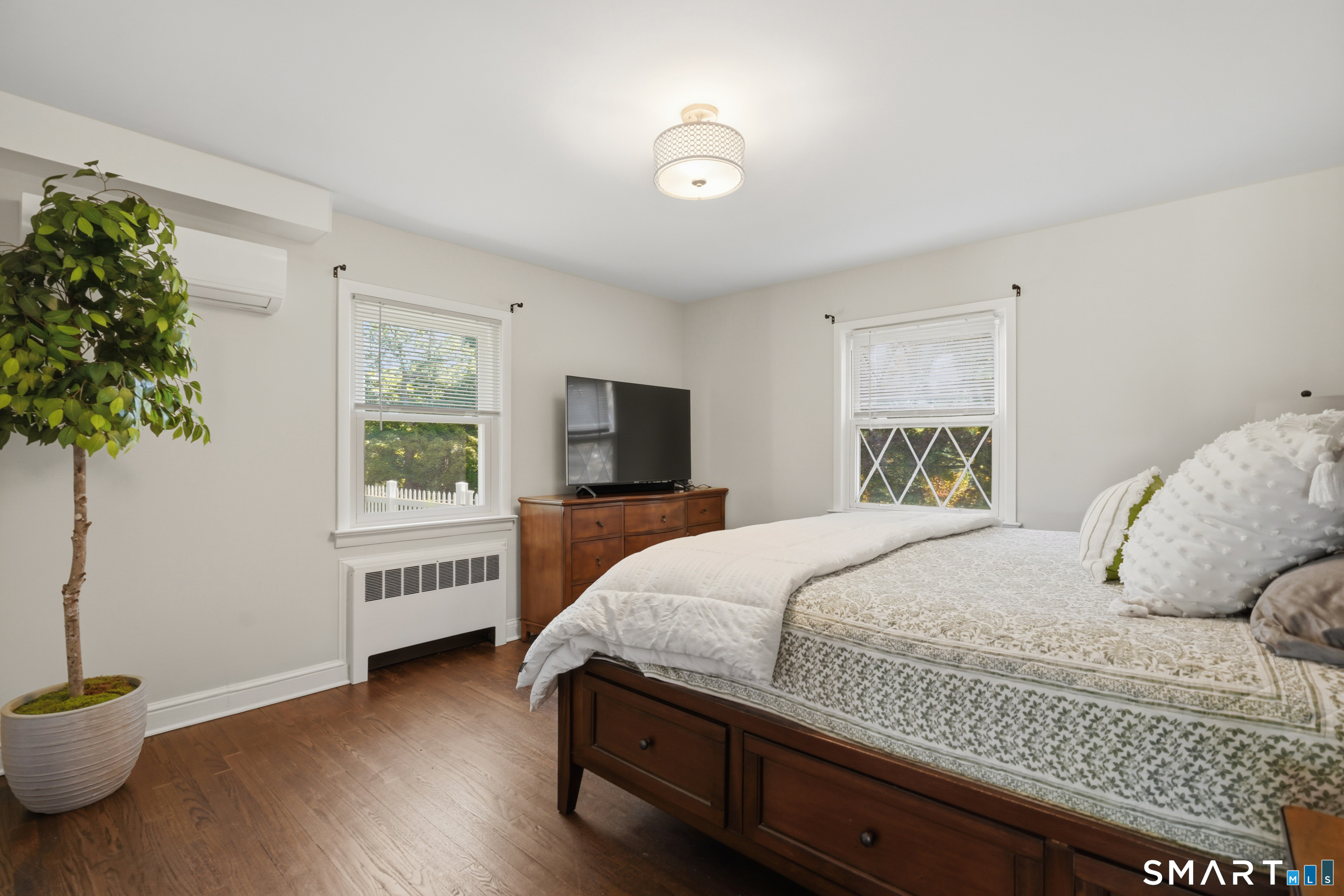 516 Stillwater Road Stamford, CT 06902 - Photo 13 of 37