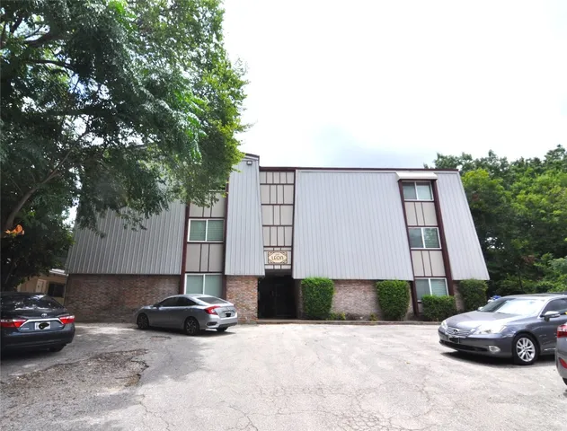 $1,395 | 2207 Leon Street, Unit 201, Austin, TX 78705