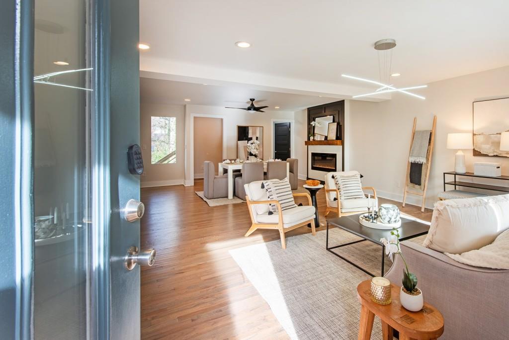 331 Eleanor Street Southeast Atlanta, GA 30317 - Photo 4 of 51