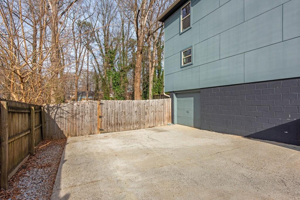 331 Eleanor Street Southeast Atlanta, GA 30317 - Photo 46 of 51