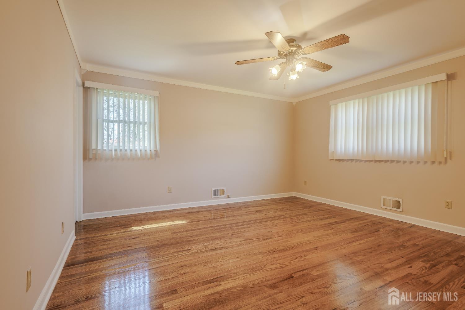 24 Clearview Road East Brunswick, NJ 08816 - Photo 19 of 37