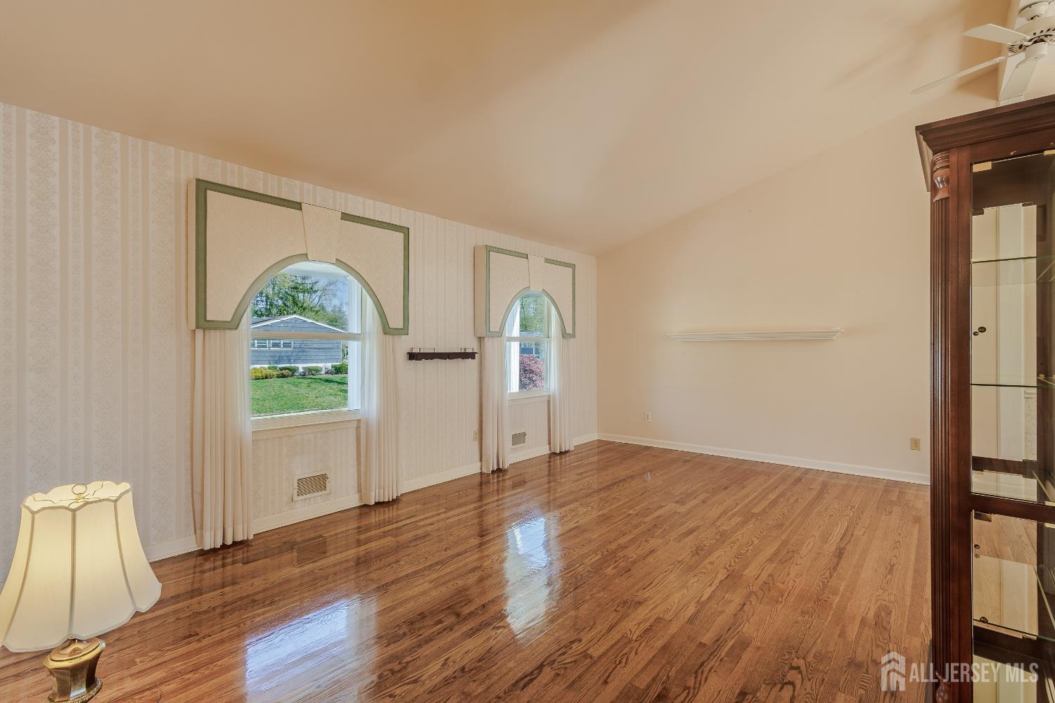 24 Clearview Road East Brunswick, NJ 08816 - Photo 26 of 37