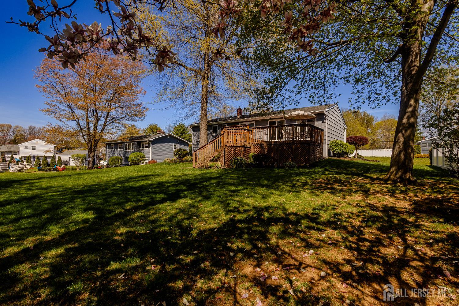 24 Clearview Road East Brunswick, NJ 08816 - Photo 29 of 37