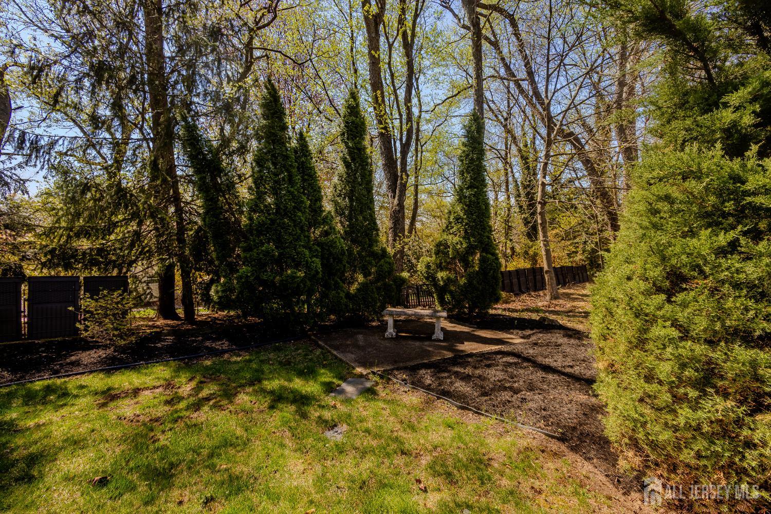 24 Clearview Road East Brunswick, NJ 08816 - Photo 32 of 37