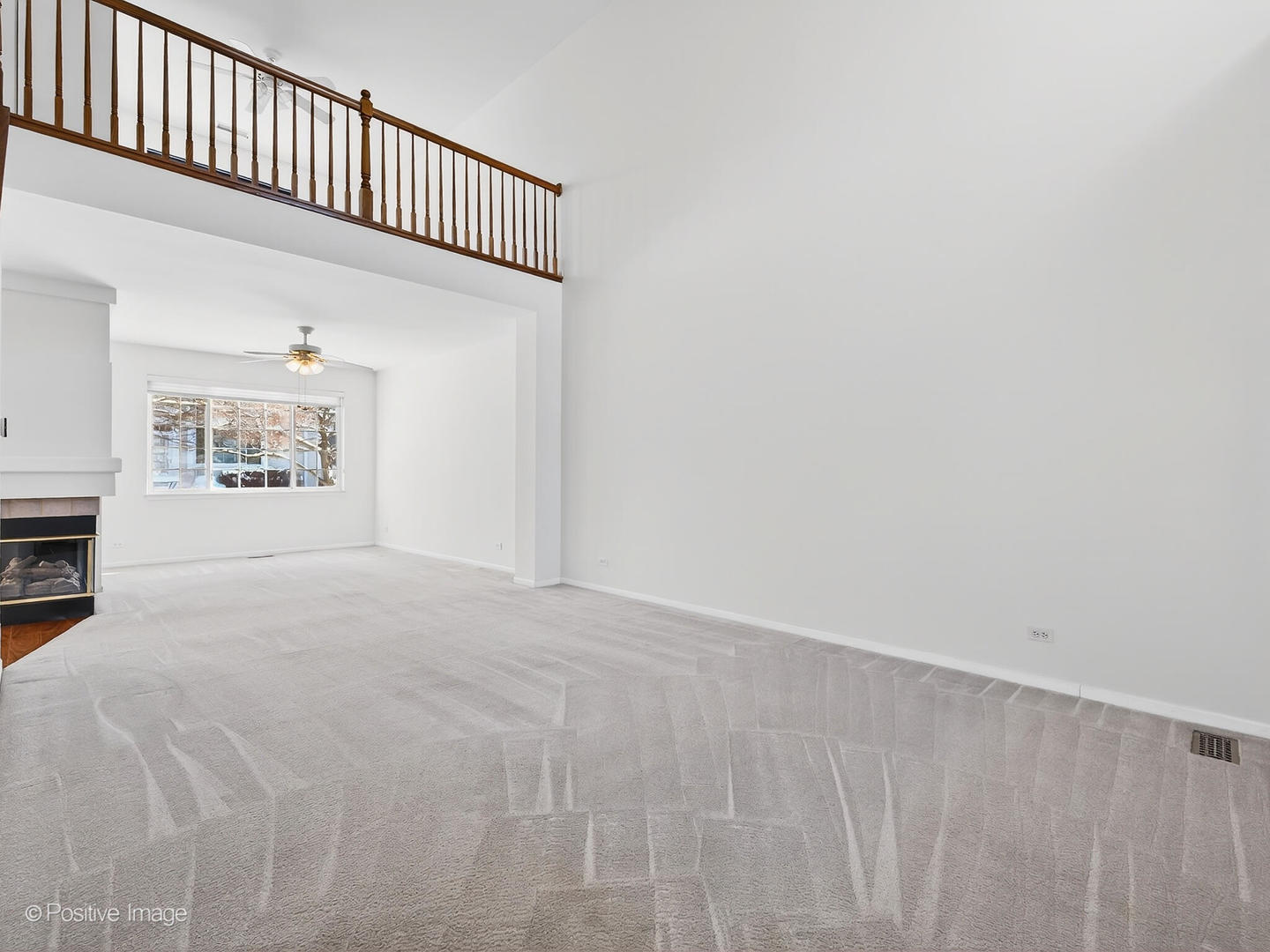 31104 Carpenter Court Warrenville, IL 60555 - Photo 6 of 32 a view of a hallway with a white walls