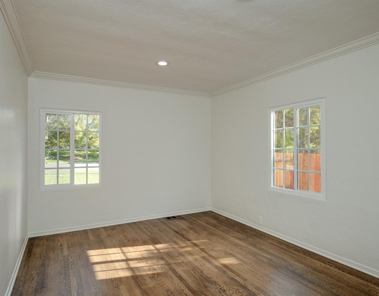 2054 Galbreth Road Pasadena, CA 91104 - Photo 17 of 26 Gallery Image 17