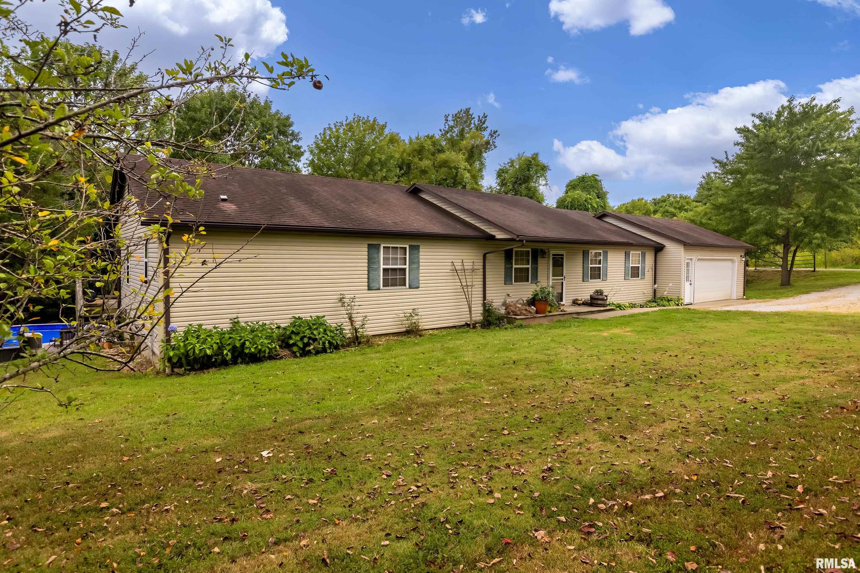 4040 Boskydell Road Carbondale, IL 62903 - Photo 1 of 45 Gallery Image 1