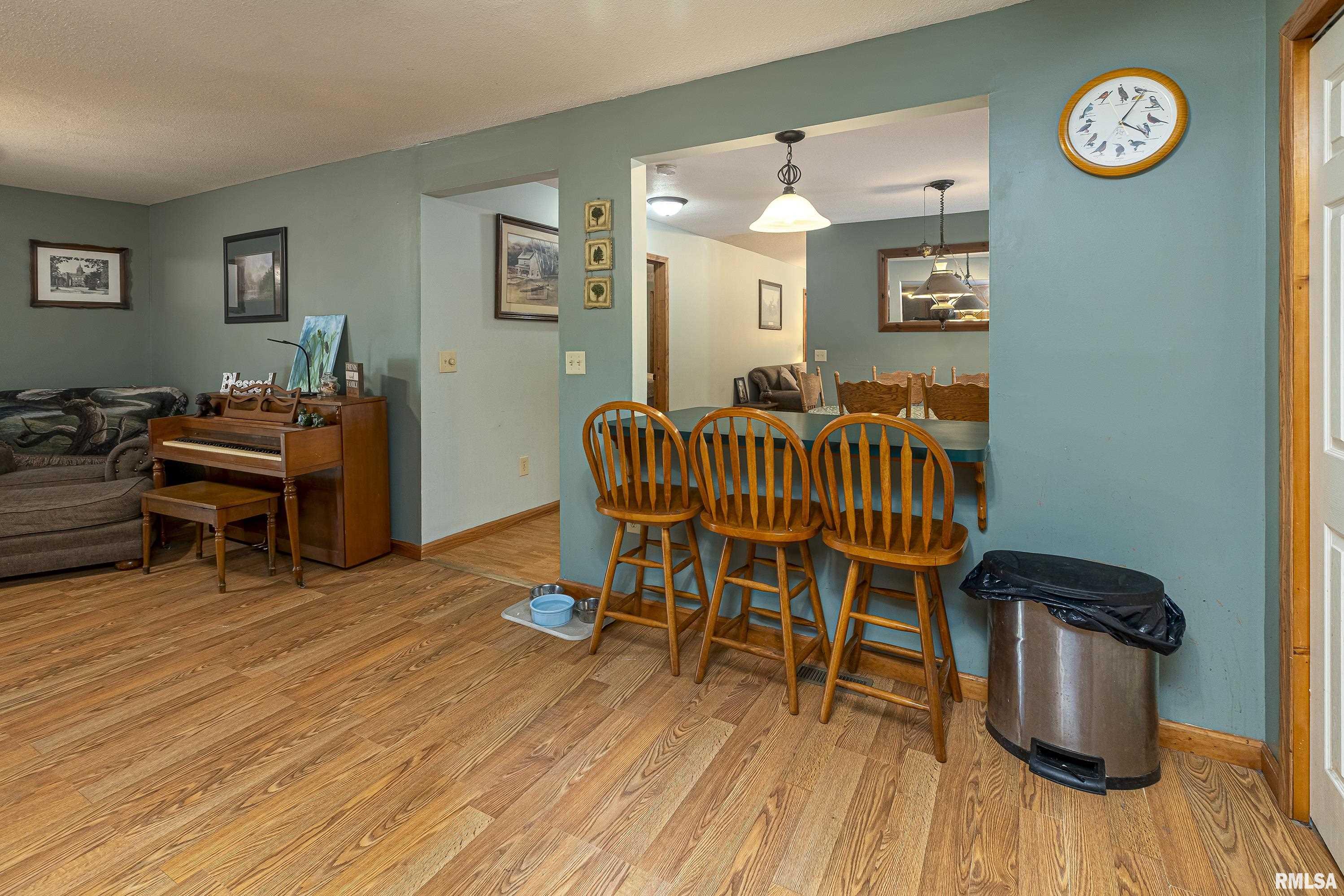 4040 Boskydell Road Carbondale, IL 62903 - Photo 11 of 45 Gallery Image 11