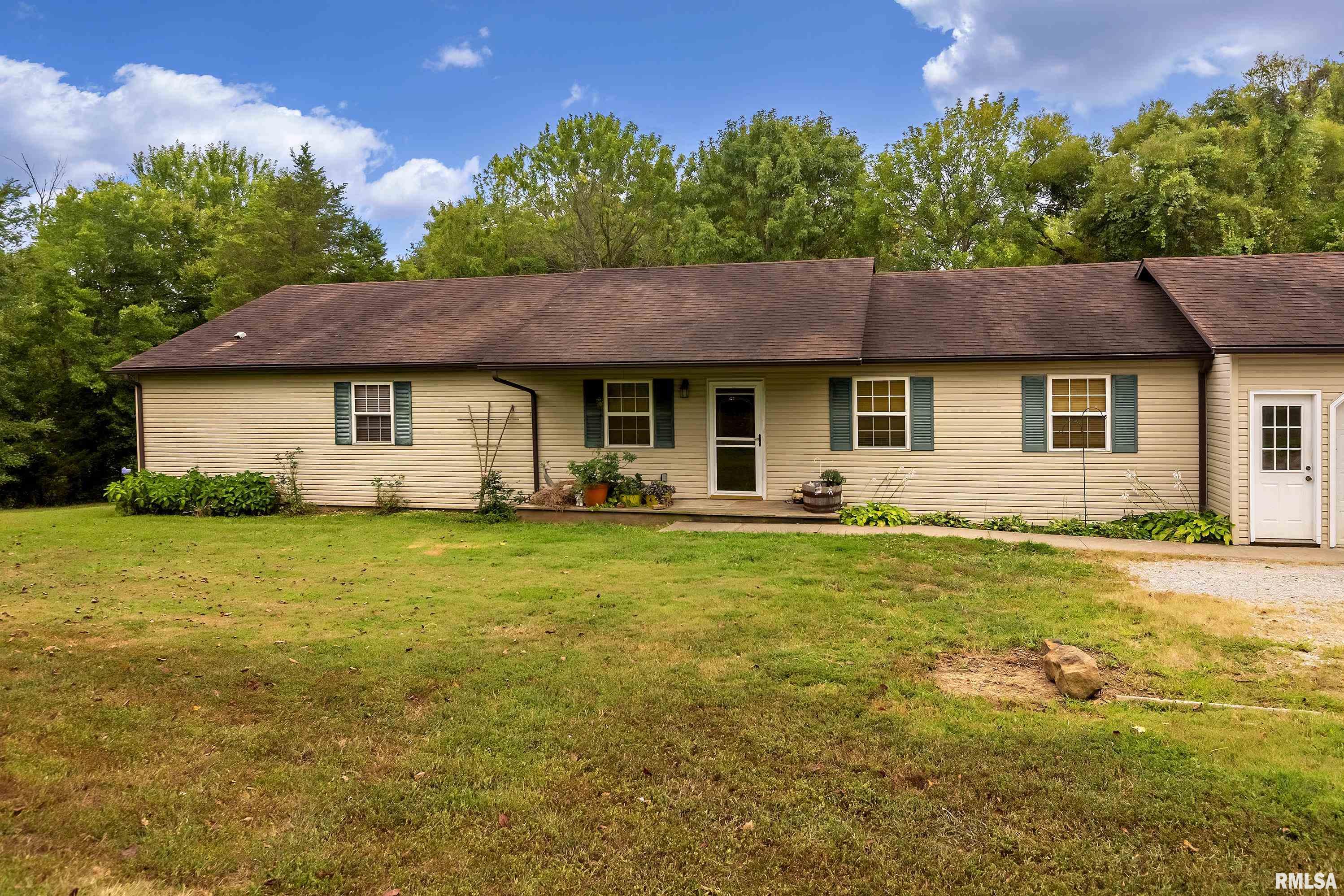 4040 Boskydell Road Carbondale, IL 62903 - Photo 3 of 45 Gallery Image 3