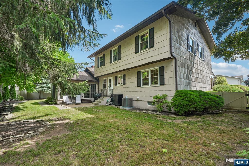 4 Holyoke Road Wayne, NJ 07470 - Photo 43 of 50