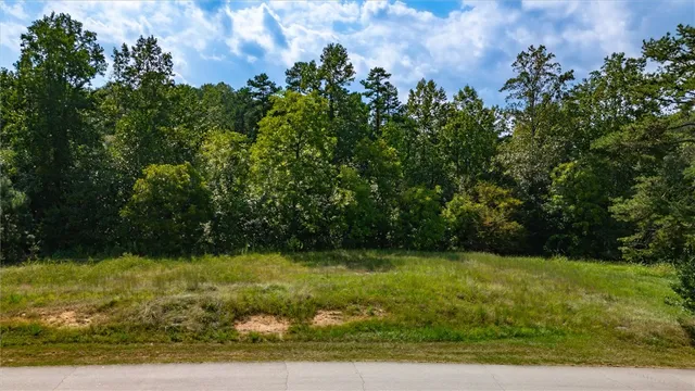 $1,200,000 | 3 Lakeside Drive, Six Mile, SC 29682