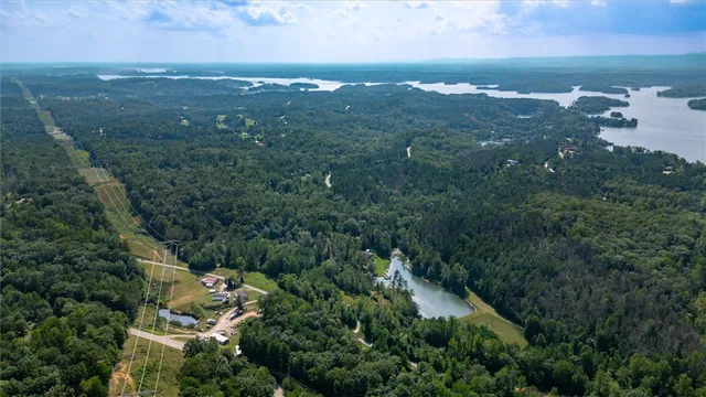 $1,200,000 | 3 Lakeside Drive, Six Mile, SC 29682