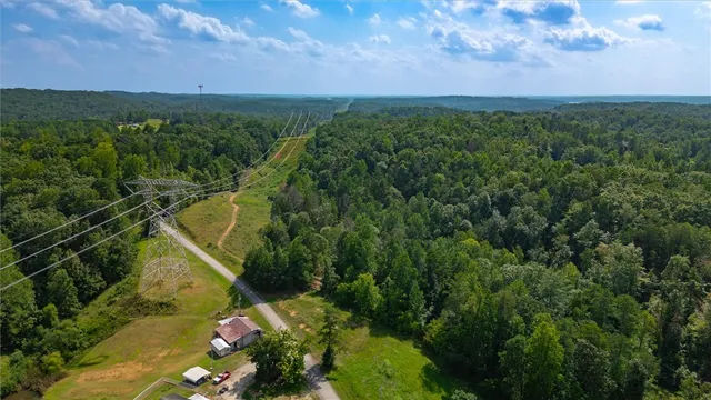 $1,200,000 | 3 Lakeside Drive, Six Mile, SC 29682