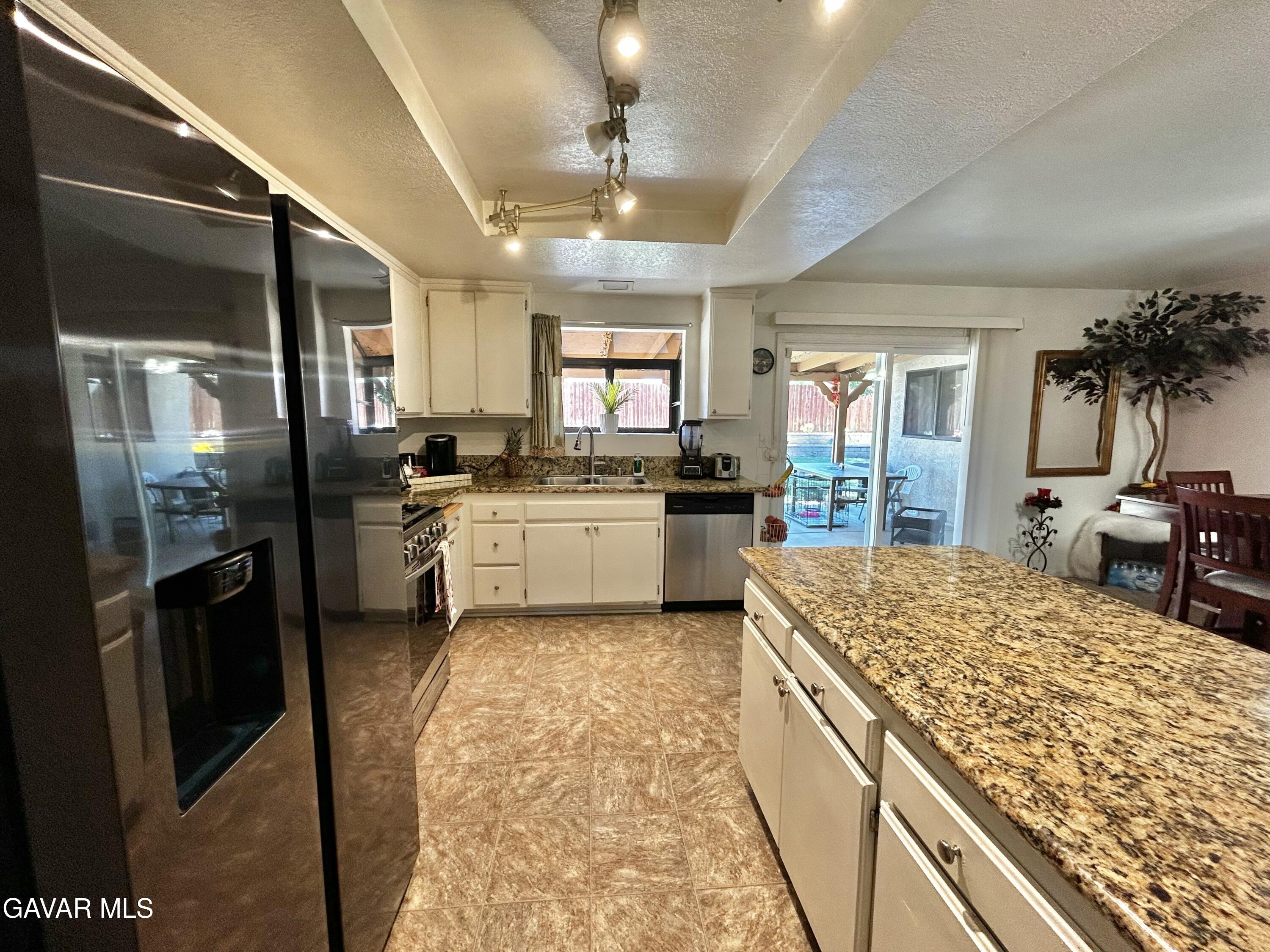 43841 Santa Rosa Circle Lancaster, CA 93535 - Photo 23 of 48 IMG_1161