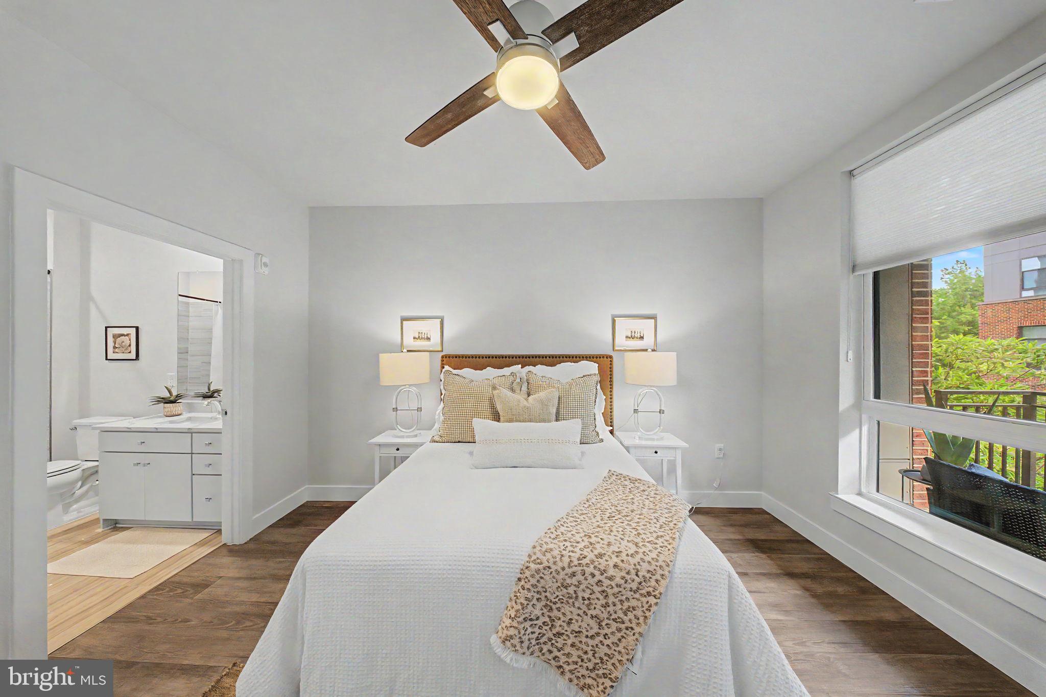 1761 Old Meadow Road, Unit 220 McLean, VA 22102 - Photo 15 of 32 2nd Bedroom