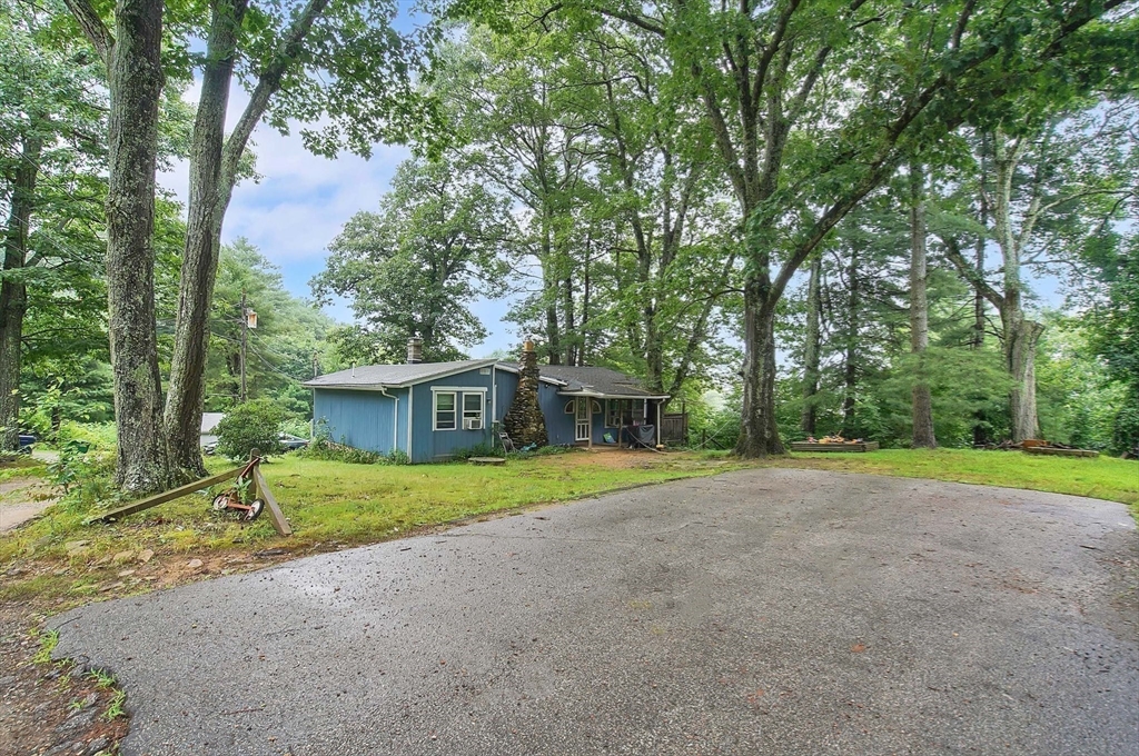 7 Davidson Road Holland, MA 01521 - Photo 27 of 32 a view of outdoor space and yard