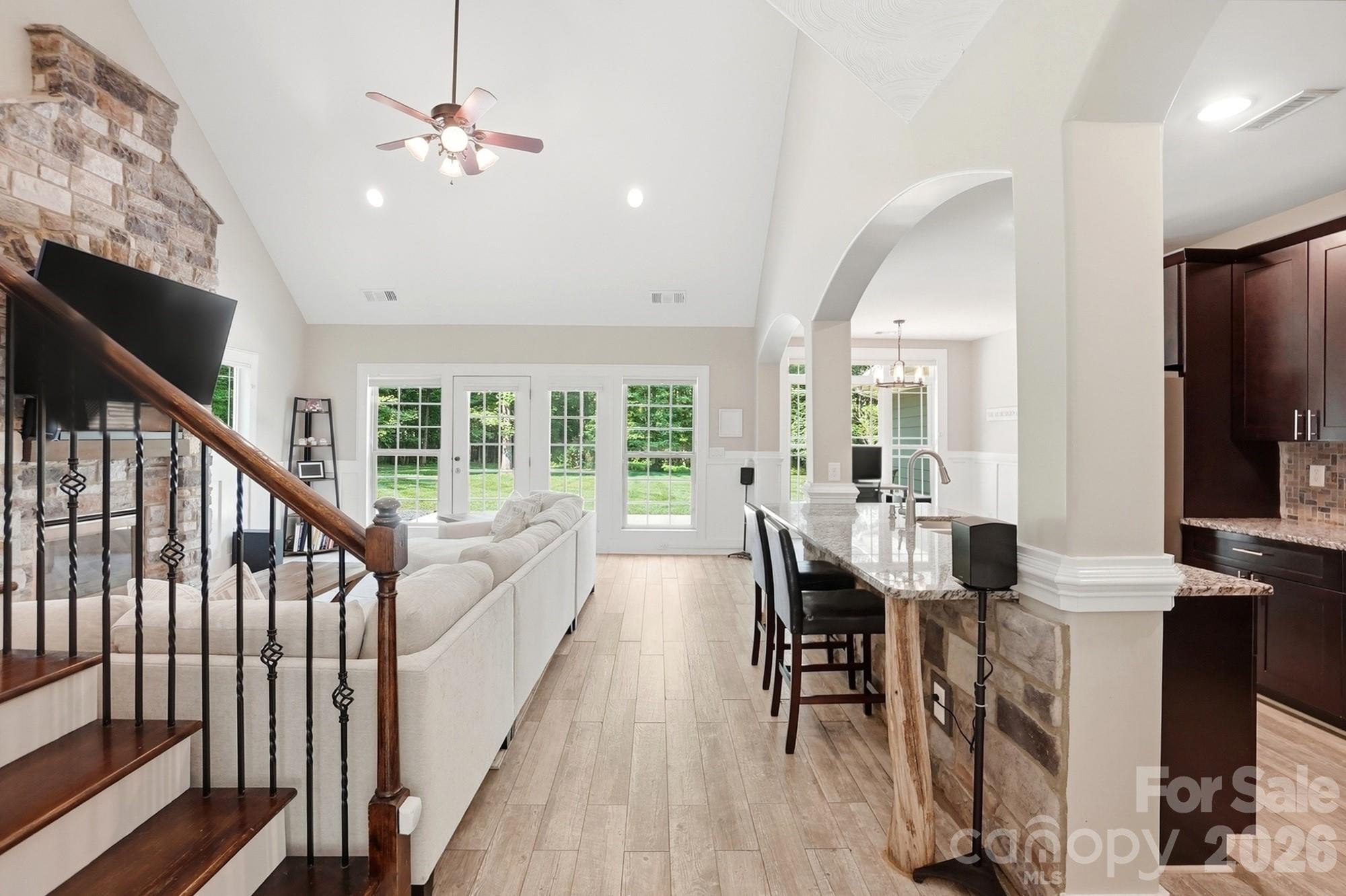 9151 Vagabond Road Charlotte, NC 28227 - Photo 5 of 48