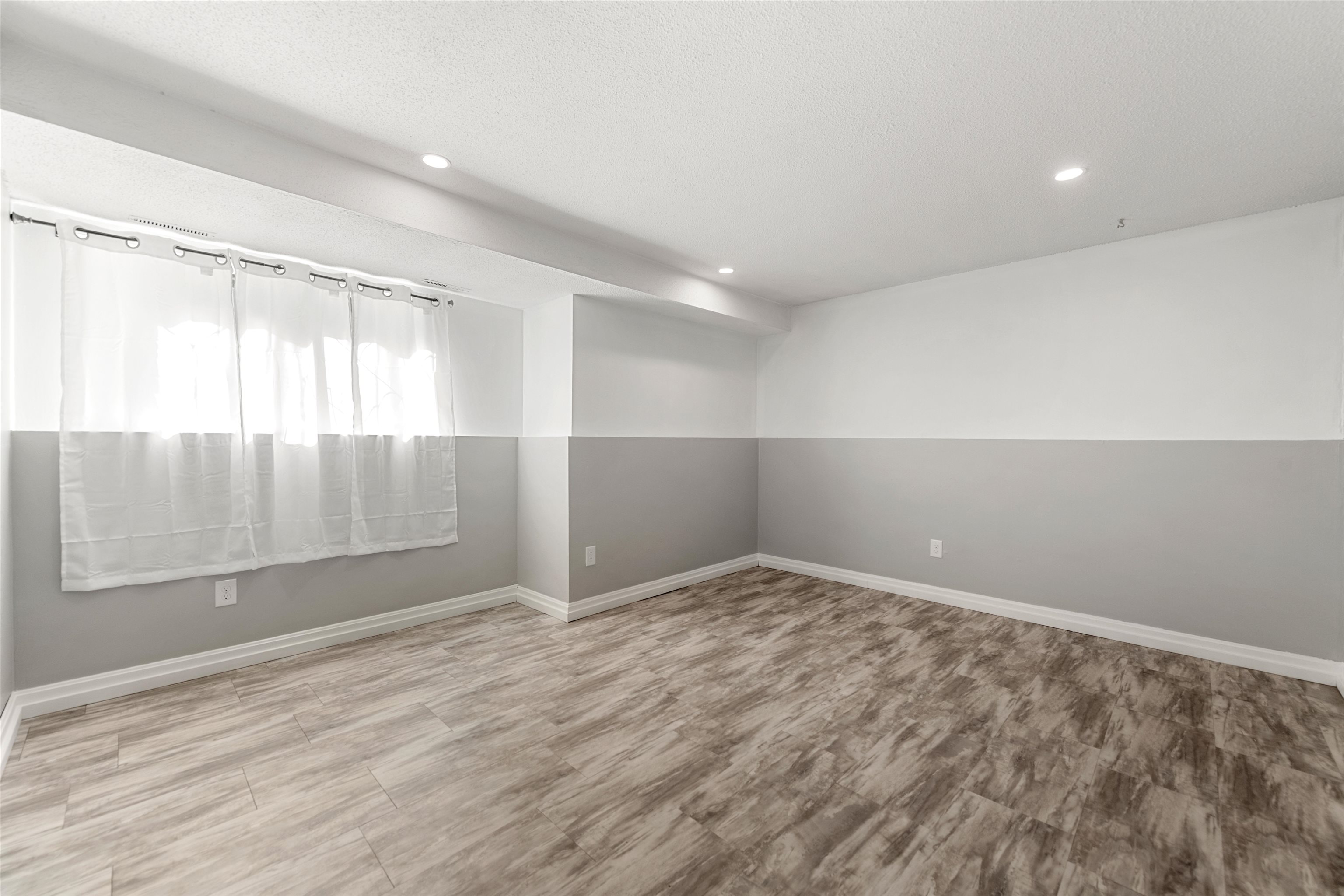 2 Brookside Drive, Unit 4 Exeter, NH 03833 - Photo 20 of 28 Gallery Image 20