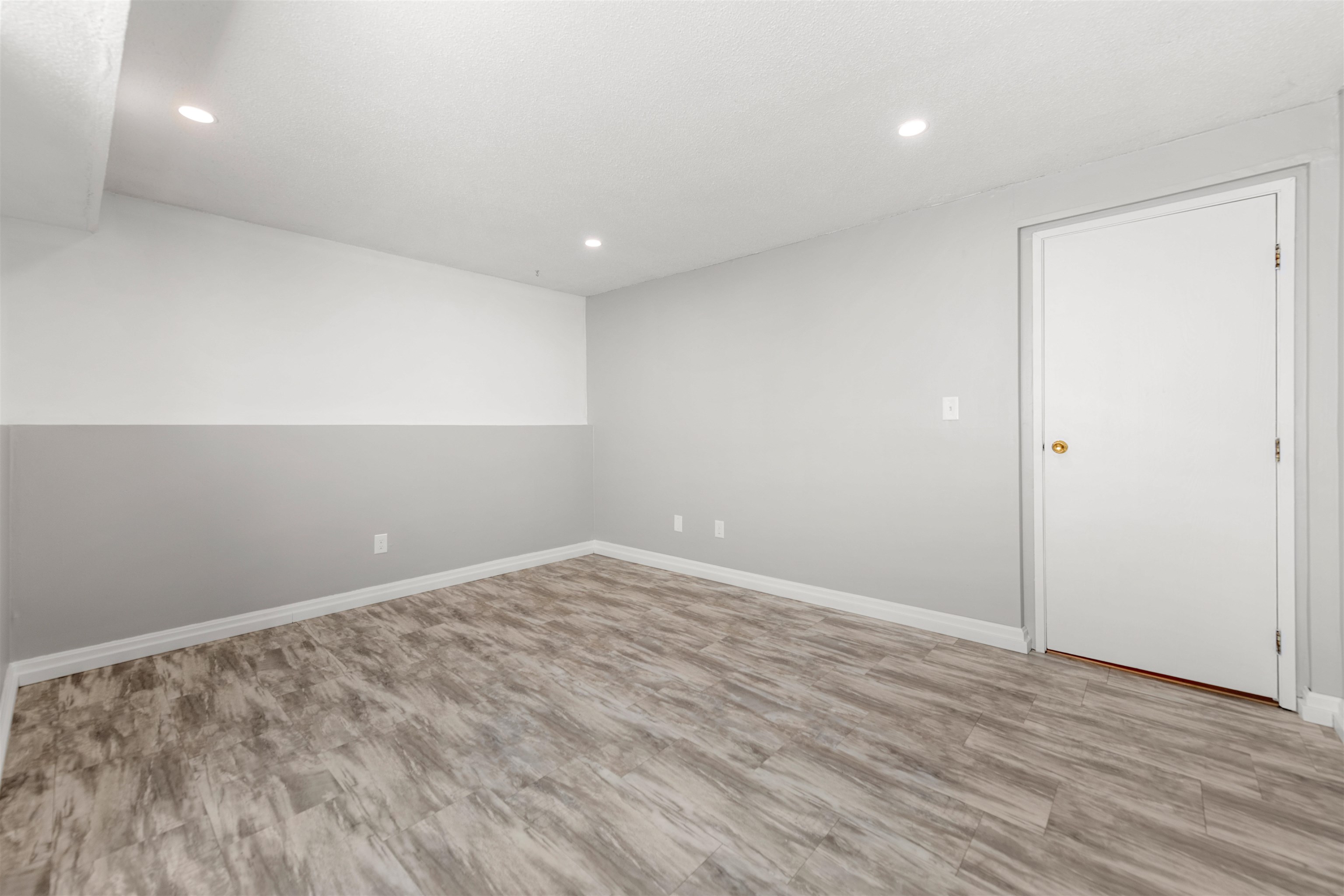 2 Brookside Drive, Unit 4 Exeter, NH 03833 - Photo 22 of 28 Gallery Image 22