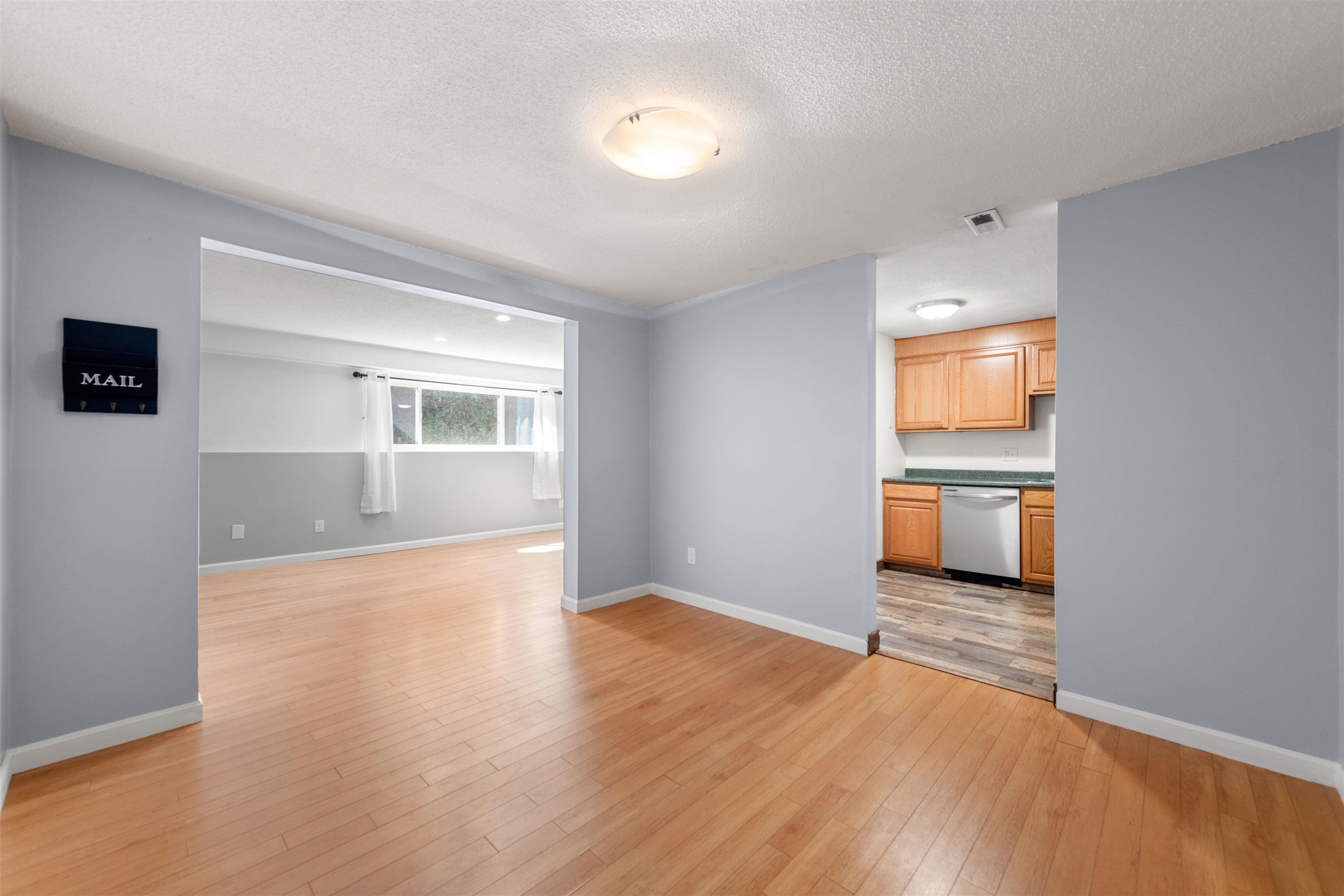 2 Brookside Drive, Unit 4 Exeter, NH 03833 - Photo 10 of 28 Gallery Image 10