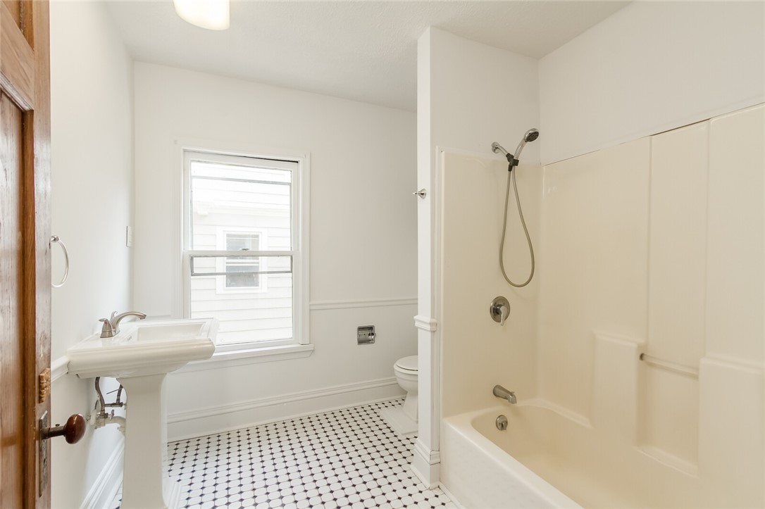 9 Menlo Place Rochester, NY 14620 - Photo 28 of 42 Second floor full bathroom with tile floors