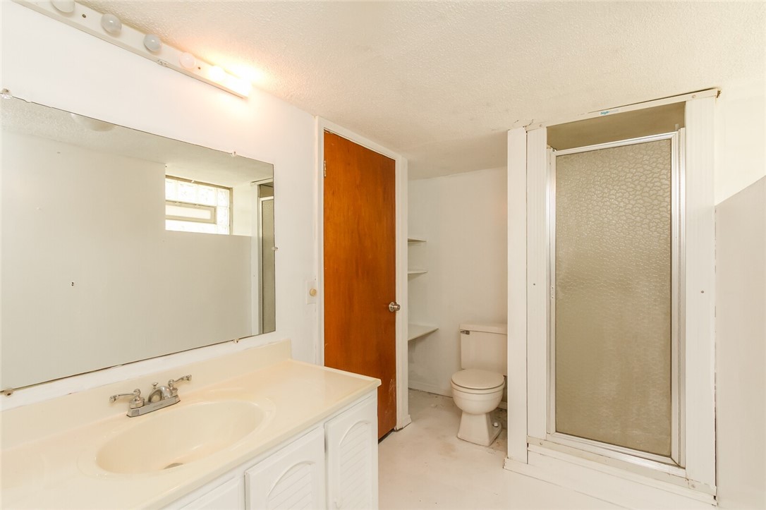 9 Menlo Place Rochester, NY 14620 - Photo 36 of 42 Third full bathroom in the lower level