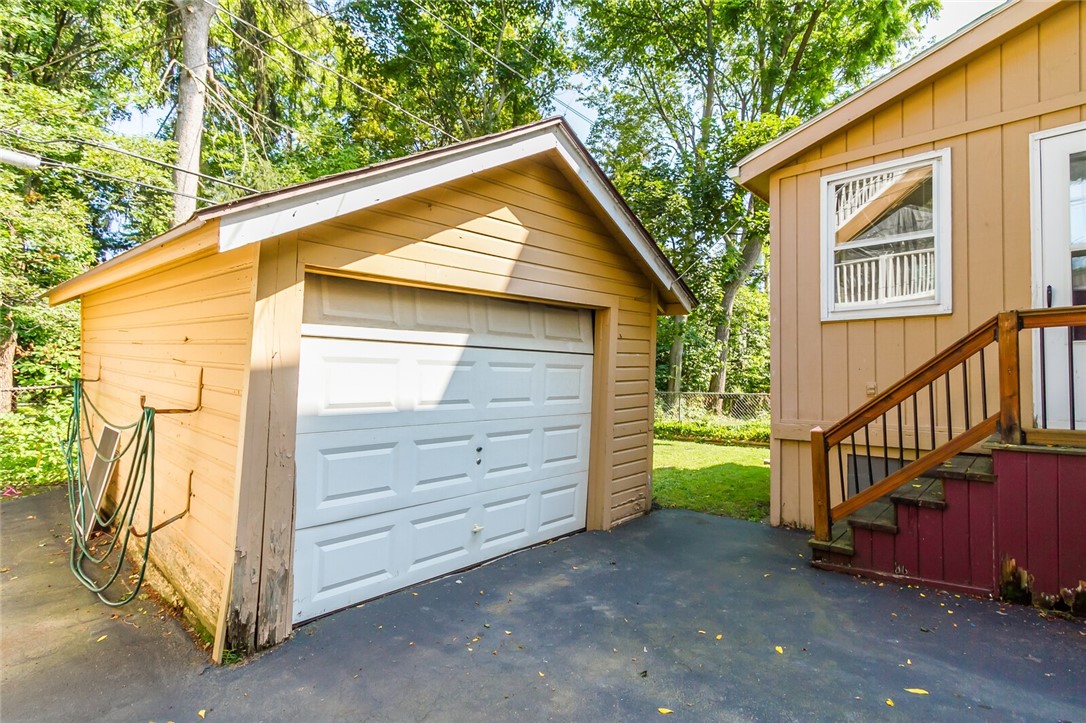 9 Menlo Place Rochester, NY 14620 - Photo 38 of 42 One-car garage