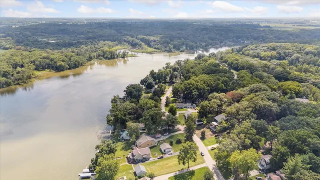 $874,900 | 9795 North Highland Road, Edgerton, WI 53534