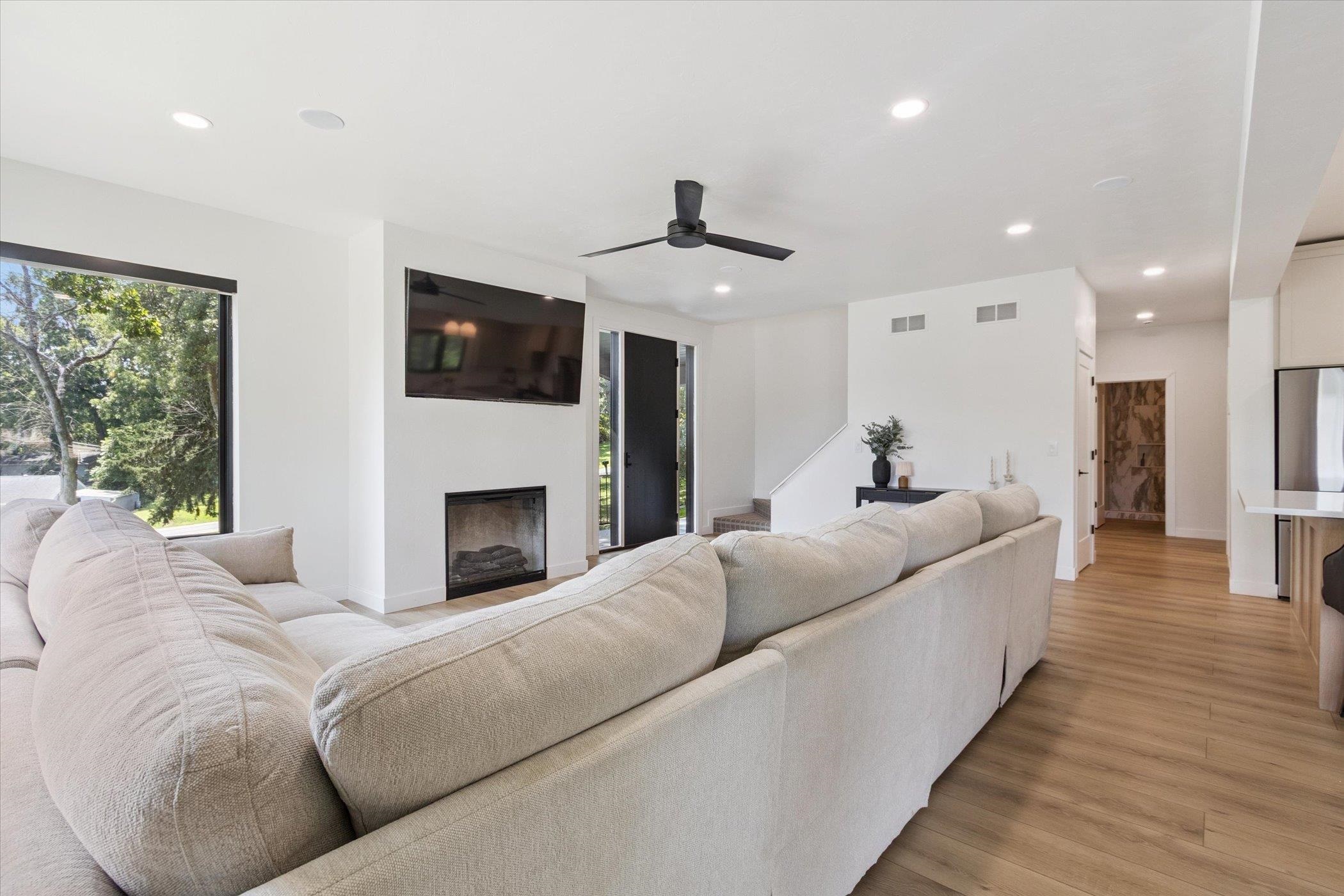 9795 North Highland Road Edgerton, WI 53534 - Photo 10 of 67