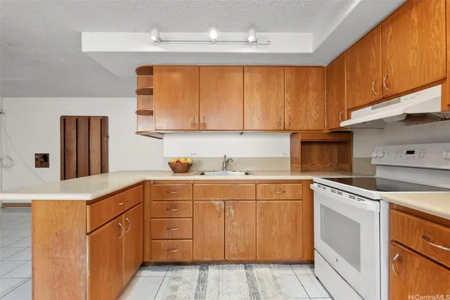 $299,000 | 1735 Dole Street, Unit 106, Honolulu, HI 96822