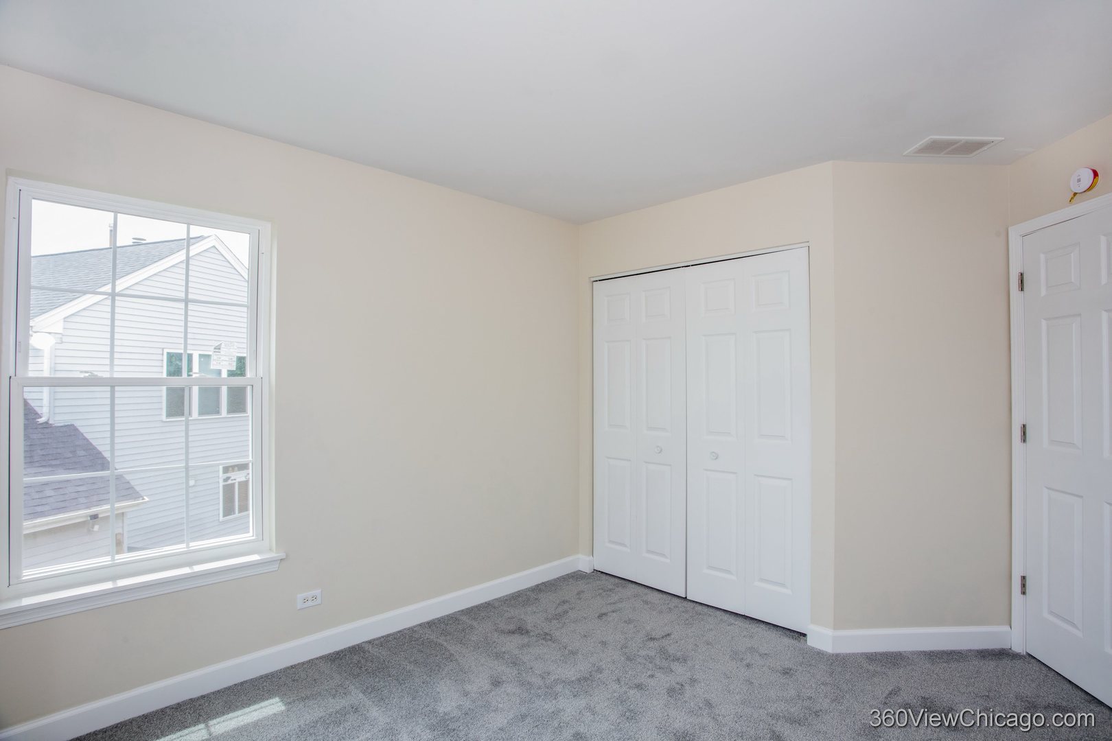 305 West Applegate Court Round Lake, IL 60073 - Photo 20 of 32