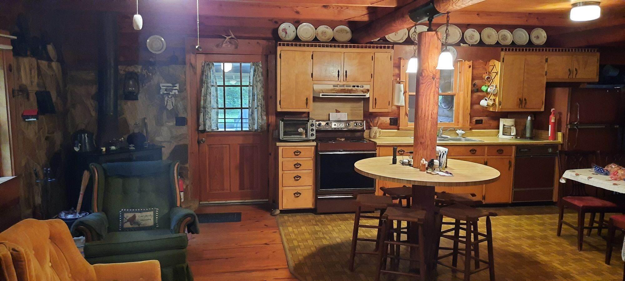 4225 Whitaker Road Harlem, GA 30814 - Photo 6 of 11 Kitchen pic 1