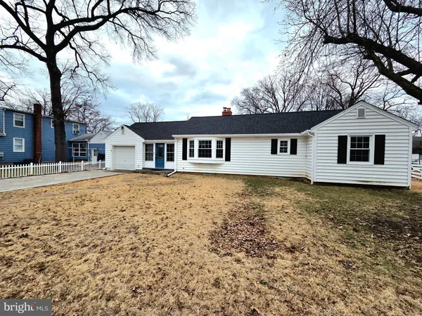 $2,900 | 1 Brownshade Drive, Glen Burnie, MD 21061