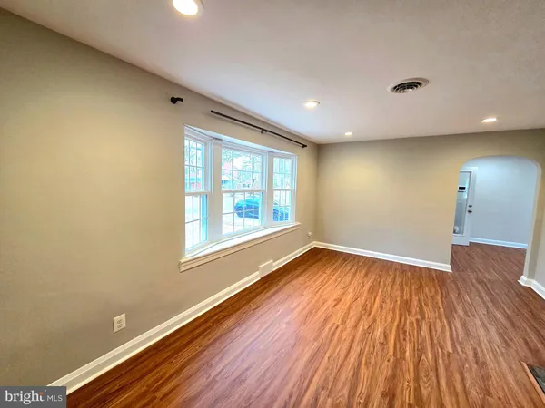 $2,900 | 1 Brownshade Drive, Glen Burnie, MD 21061