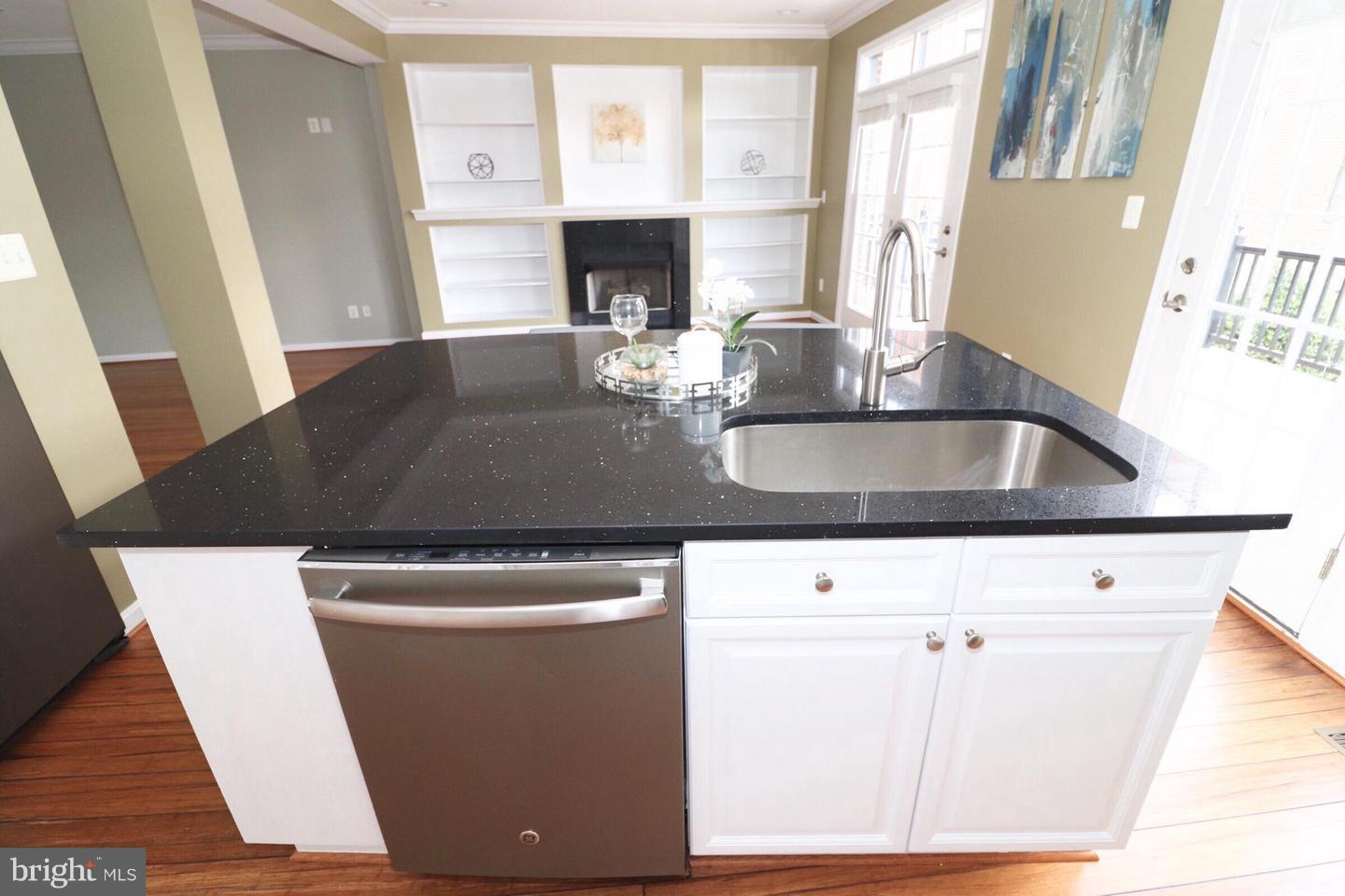 12148 Chancery Station Circle Reston, VA 20190 - Photo 11 of 13