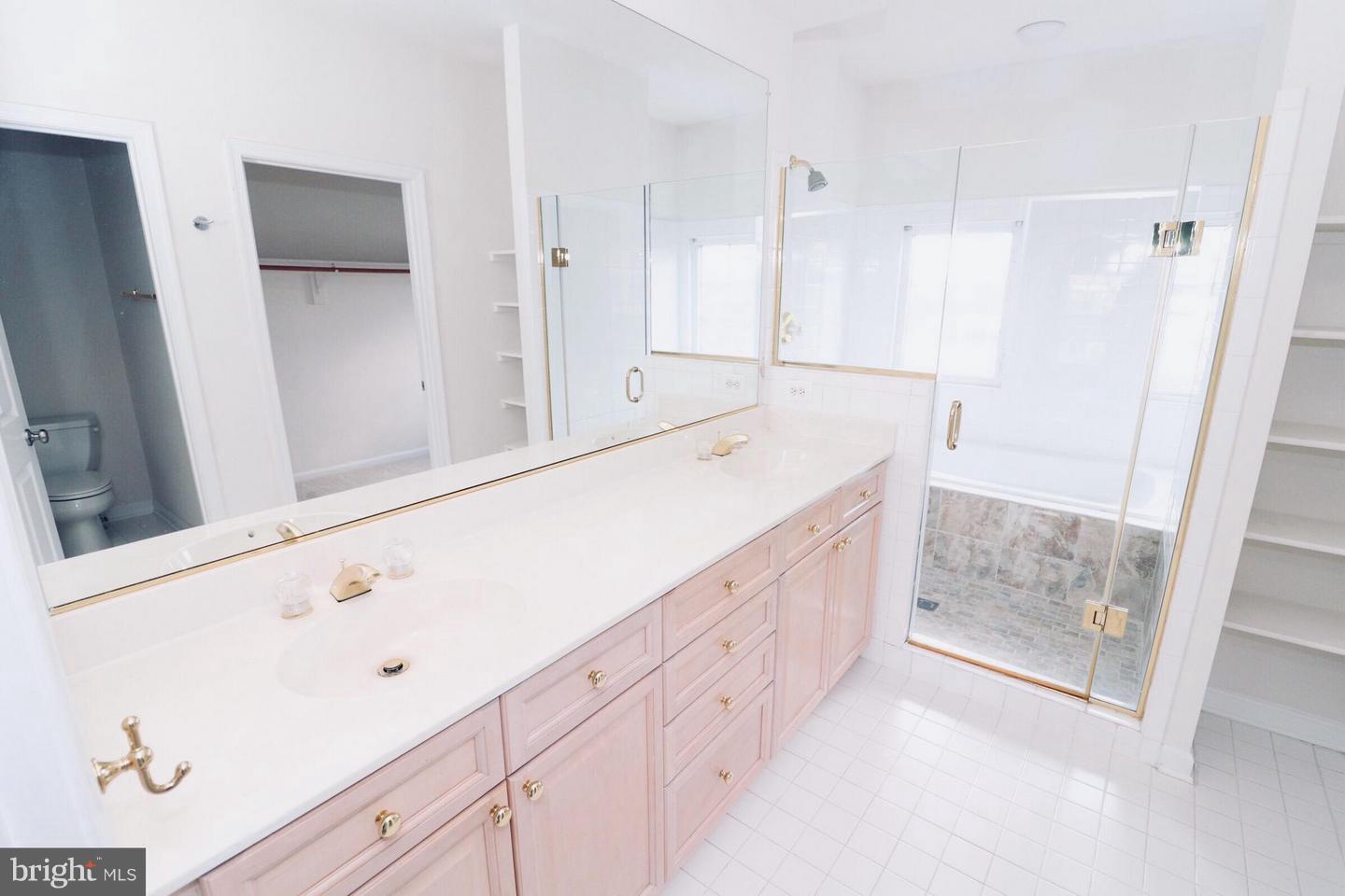 12148 Chancery Station Circle Reston, VA 20190 - Photo 12 of 13
