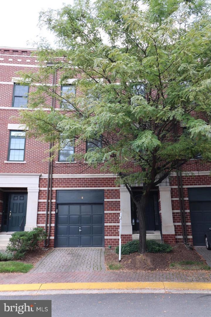 12148 Chancery Station Circle Reston, VA 20190 - Photo 9 of 13