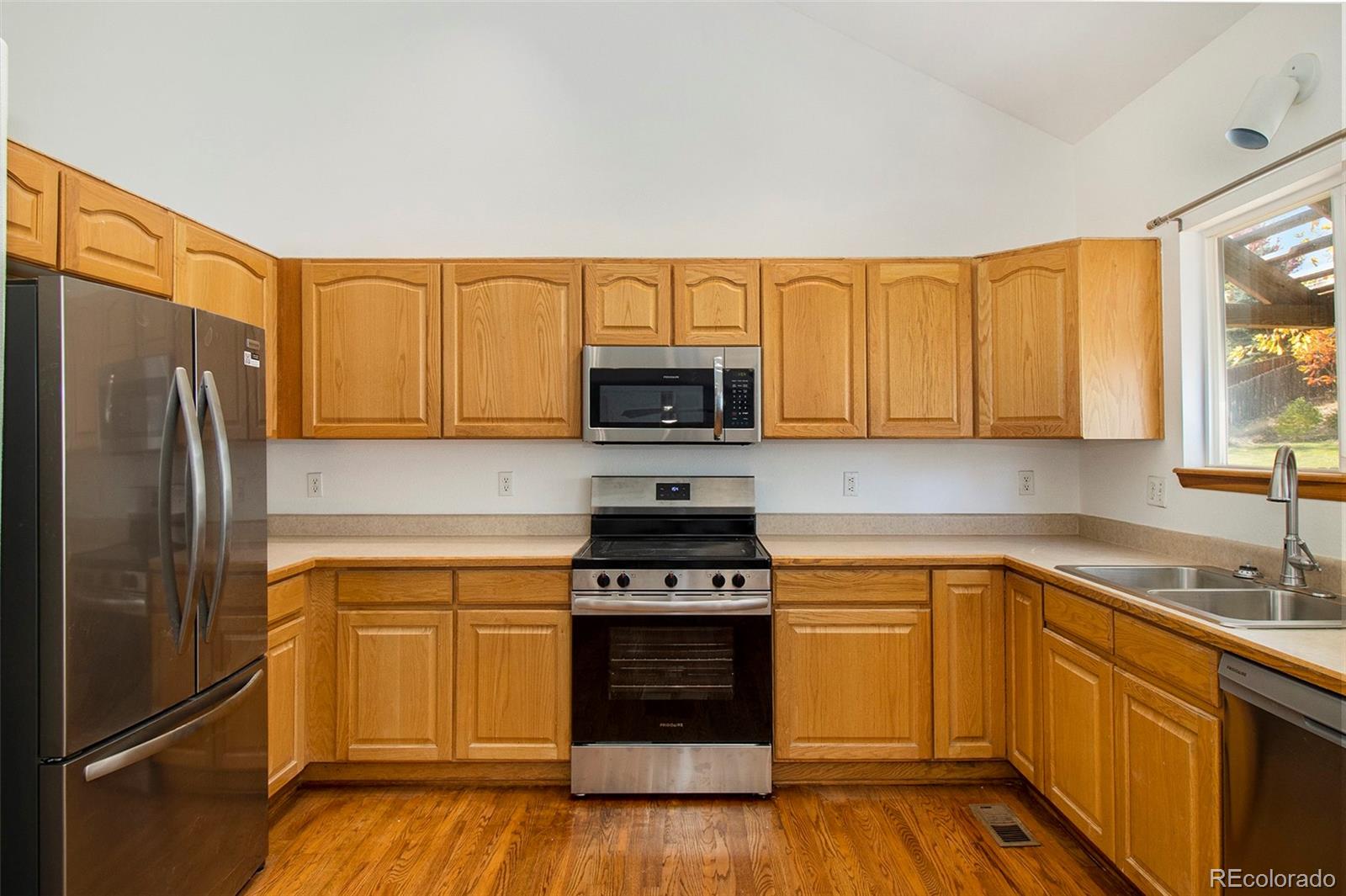 748 Eaton Circle Superior, CO 80027 - Photo 5 of 22