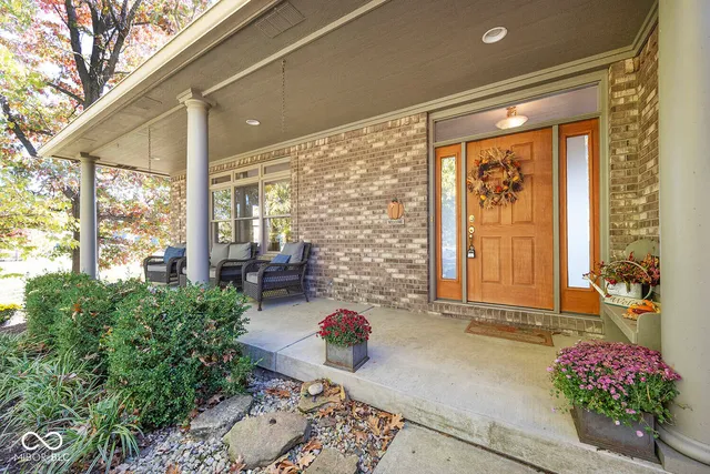 $549,000 | 5268 Oakbrook Drive, Plainfield, IN 46168